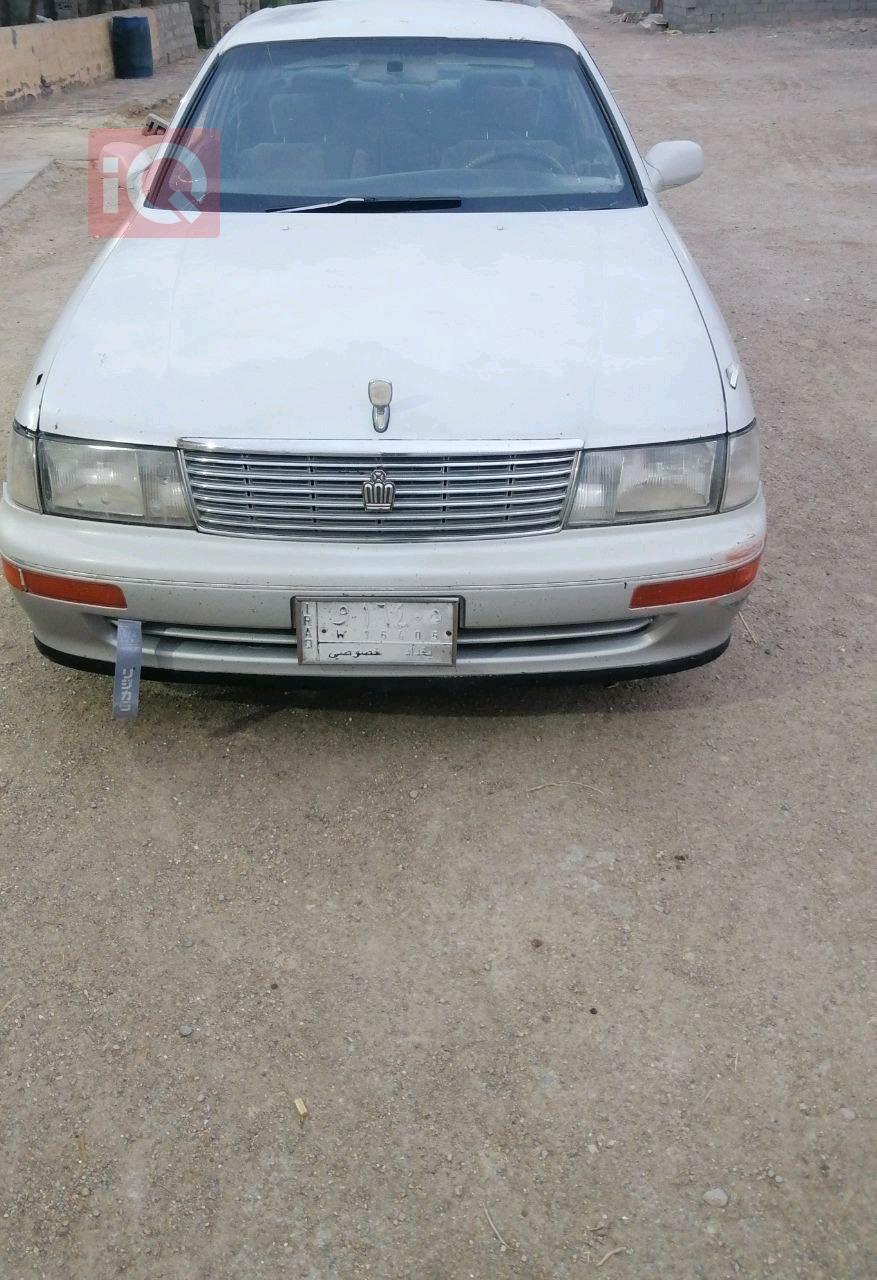 تۆیۆتا کراون